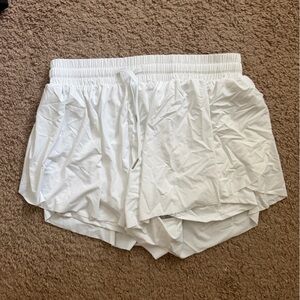 White tennis skirt shorts with built in shorts. Size M #tennis #athleticwear